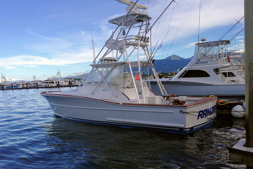 Randra 36ft Fishing Charter Quepos
